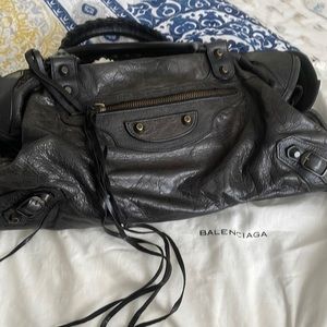 Balenciage city classic bag black handbag 100% authentic